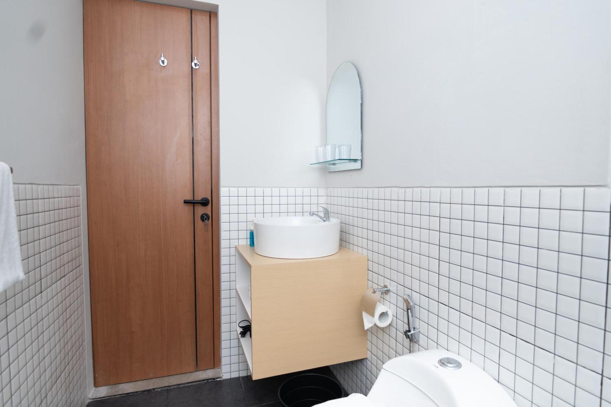 27 Apartemen
