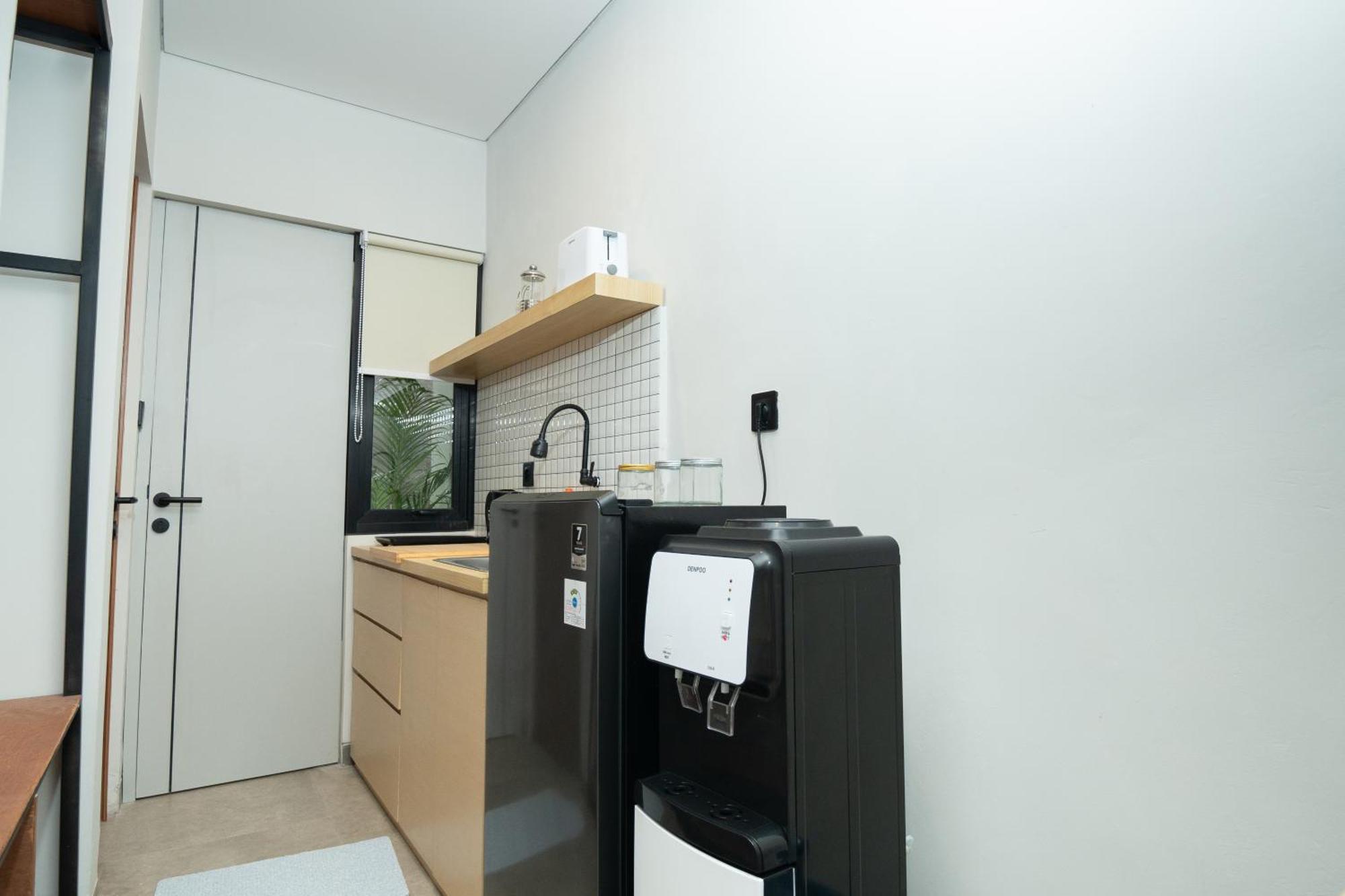 Apartemen 27 *